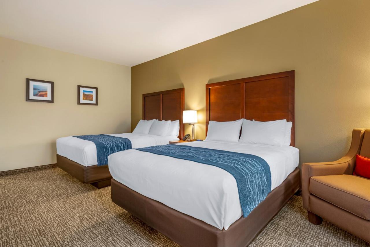 Comfort Inn Brewster Exterior foto